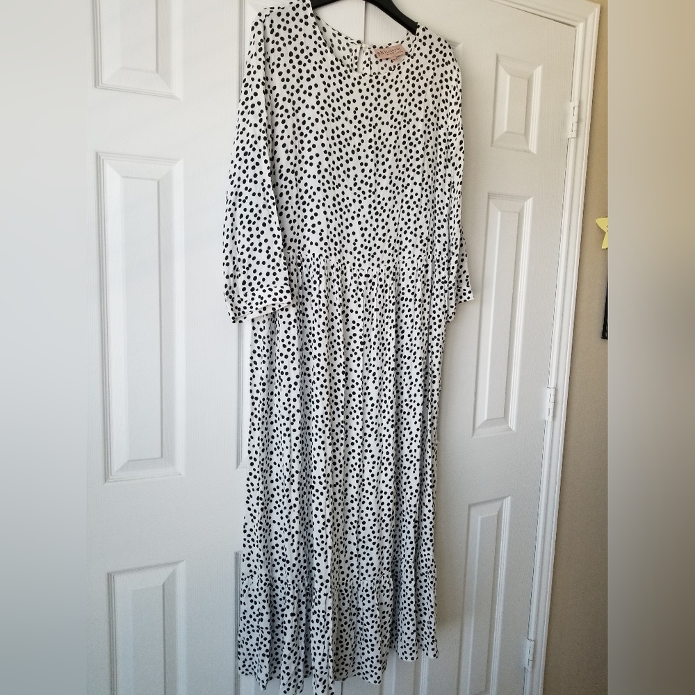 Philosophy Black and White Long Sleeve Dress